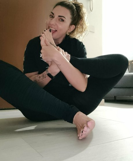 lapulvisecrets nudes actress galleries