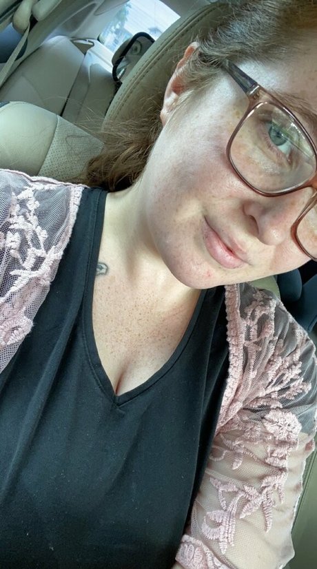 pr3ttyandpr3gnant art modèle img