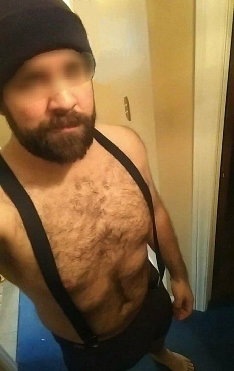 beardedgeeky hot star image