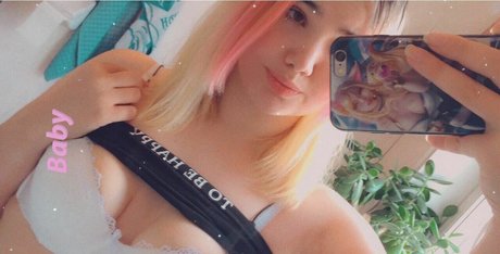 Alice Ainashel model sexy pic