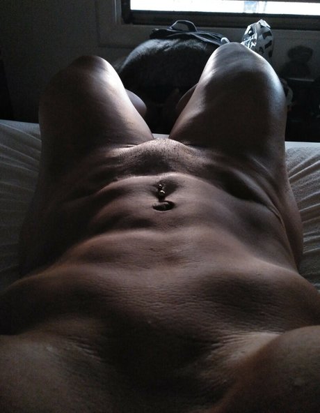 Cony Quintero model top pic