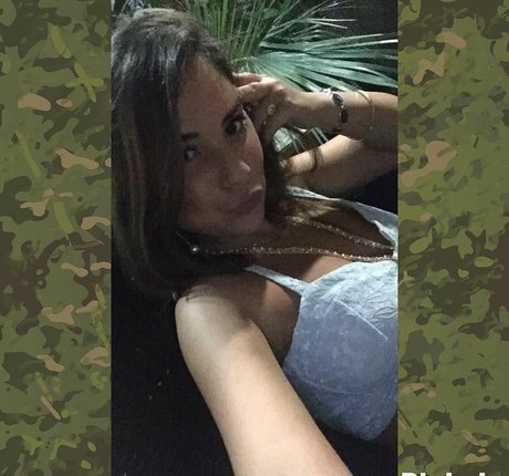 Nofar Froim modèle de haute qualité photo