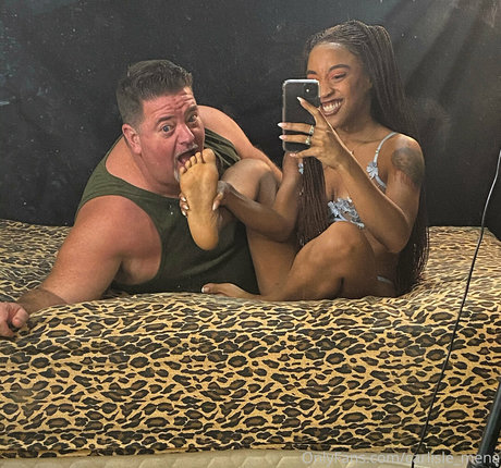 imenacarlisle estrella porno adulto fotos