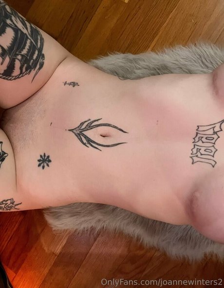 joannewinters2 mannequin galeries