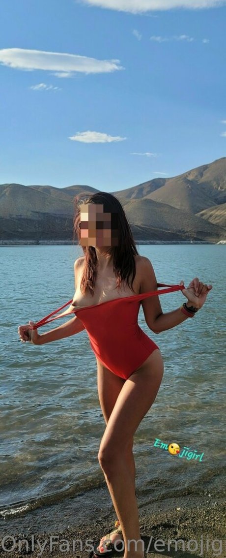 emojigirl1984 actrice hd images