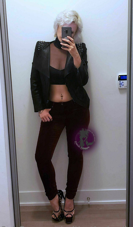 captivatingkaalia estrella sexy galería