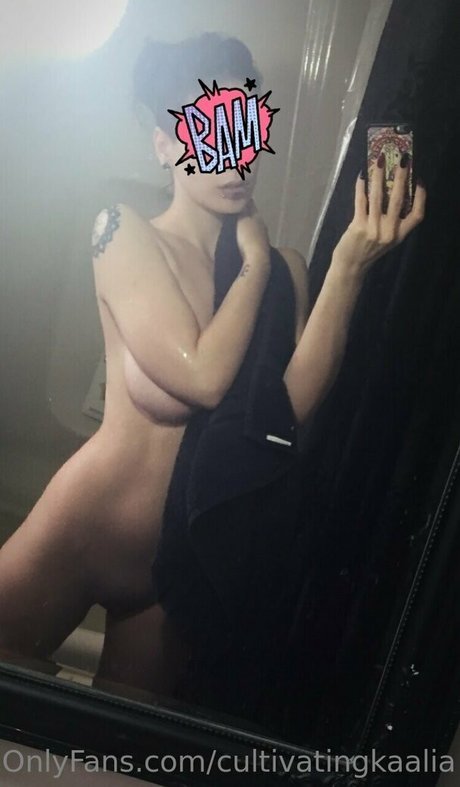 captivatingkaalia modelo desnudos recopilación