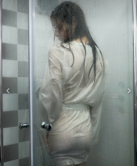 iamdsym sexy actress picture