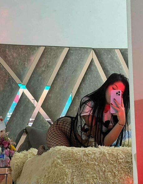 babytammybg estrella sexy imágenes