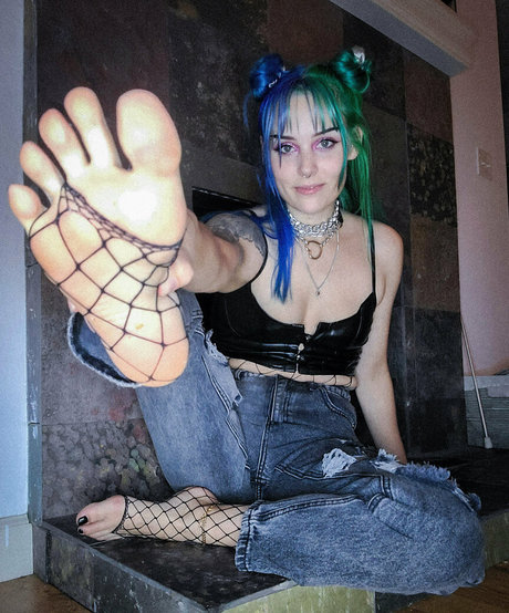 mythicmaggs star top pics
