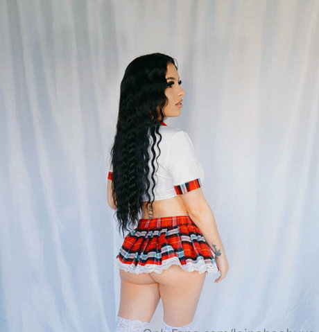 lainabaabyxo model hot pics