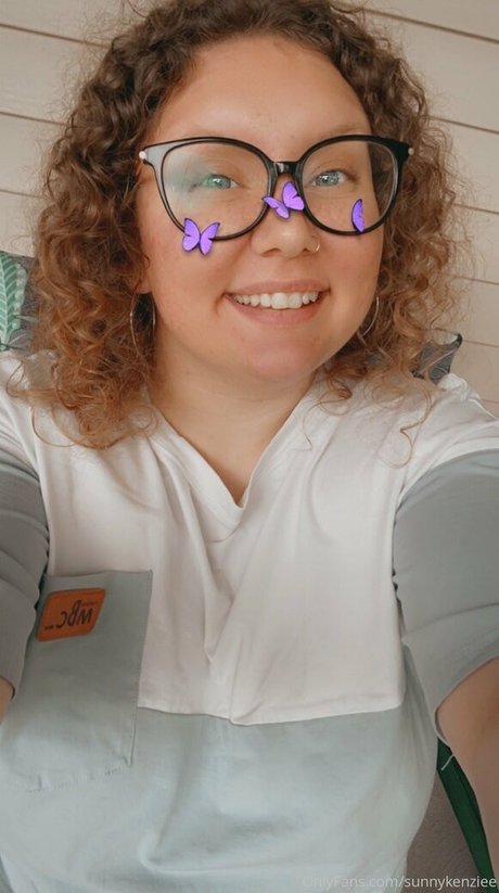 kenziemayxxx modelo desnudos archivo