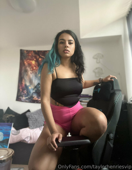 taylorhenries sexo modelo archivo