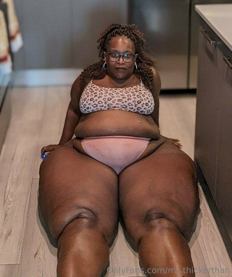 ms thickerthan sex model photo