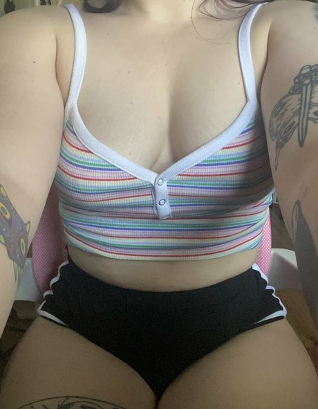 kaleskujo desnudos estrella foto