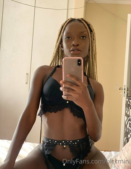 blckmini pornstar exclusive photos