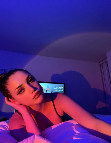 avaajayde star erotic pictures