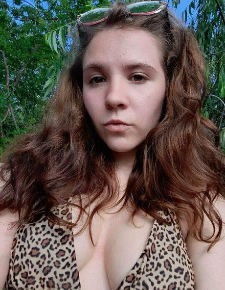 charming dora actriz de arte galería