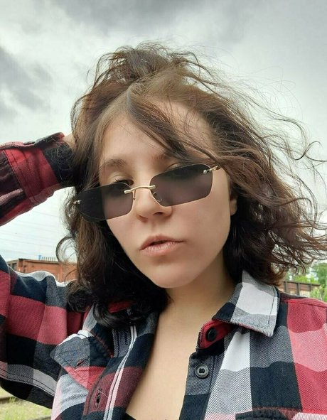 charming dora actrice de nus collection