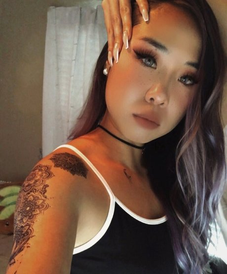 Floskeee model hd photos