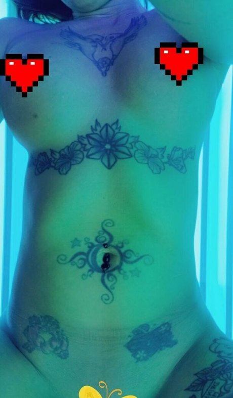 tattedlilmomma1990 étoile parfaite des photos