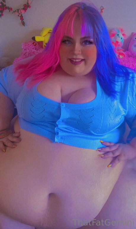 thatfatgemini model hot photos