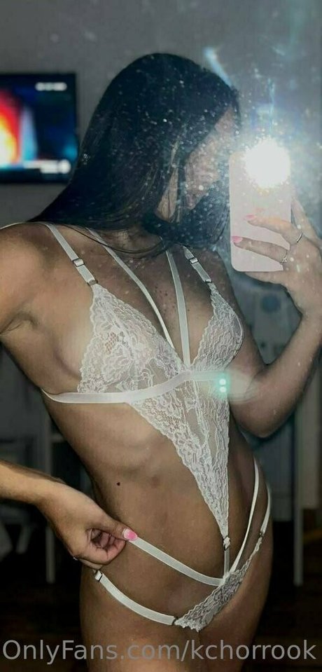 kchorrook actriz de arte foto