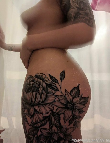 anondb813 star naked galleries