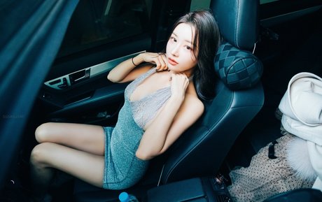 Yeon Yu nude pornstar photos