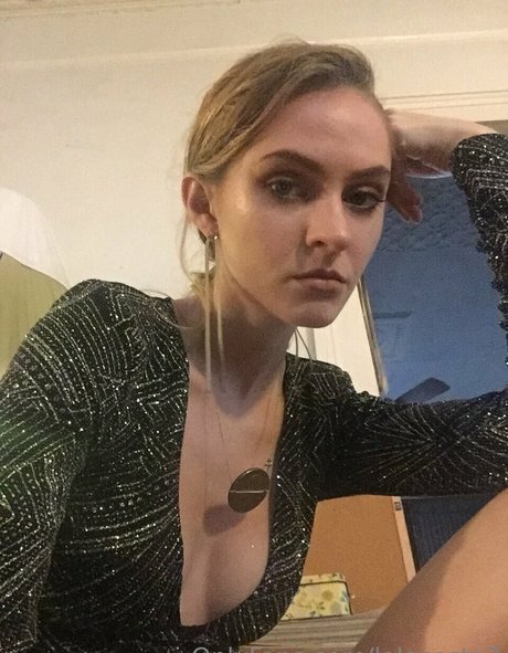 lola costa star du porno en haute qualité photo