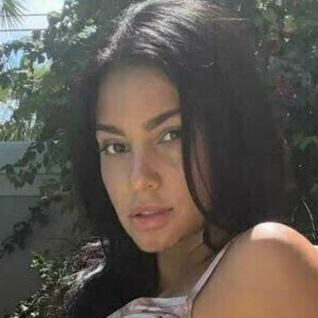 lesbian strapon onlyfans naked pictures