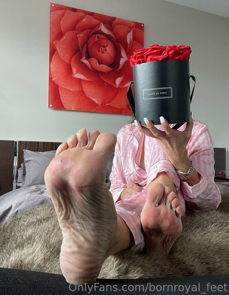 bornroyal feet actriz de alta calidad galerías