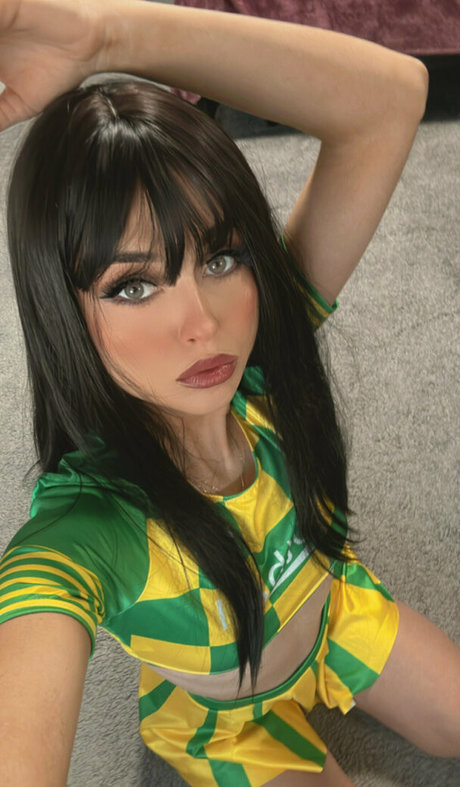 yunamoonx000 sex star galleries