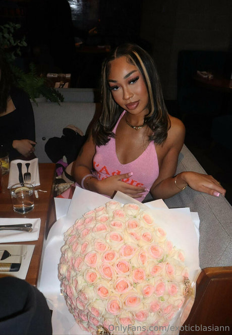 exoticblasiann star du porno chaude archive