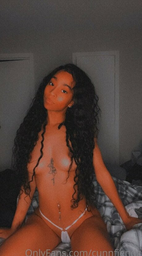 thereddragon2x actrice nue photo