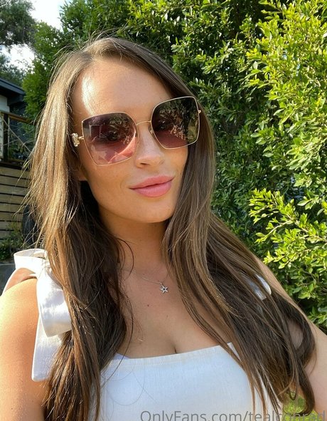 tealconrad nus de stars du porno des photos