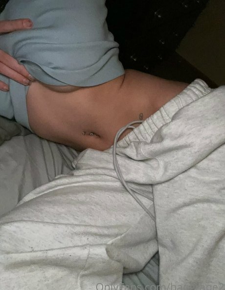 hangrape2 modèle érotique photos