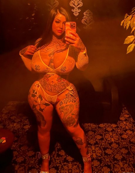 valentinevixen777 modelo desnuda fotos