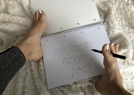 perfectteenfeet hermosa modelo archivo