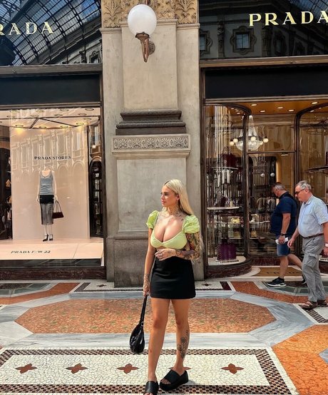 Angelika Kramer modèle exclusif images