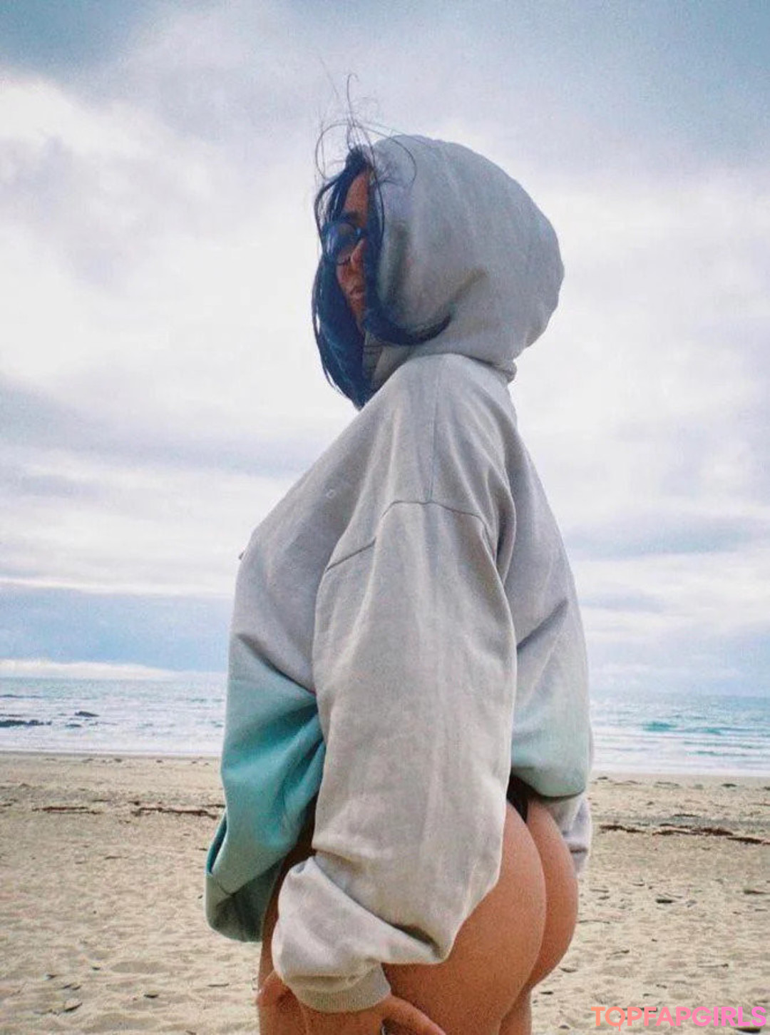 OnlyFans pour femmes rondes pornographique de haute qualité des photos