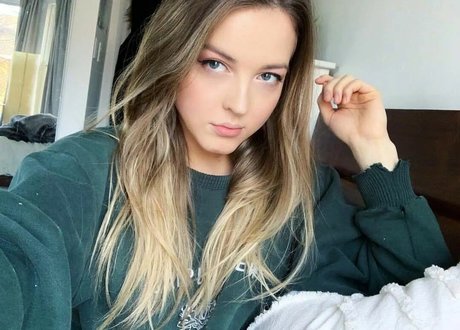 Maya V Henry Miniatura