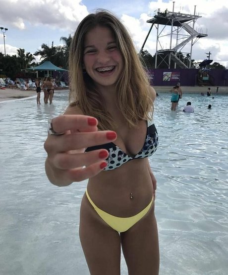 Abbylamaison mejor modelo imágenes