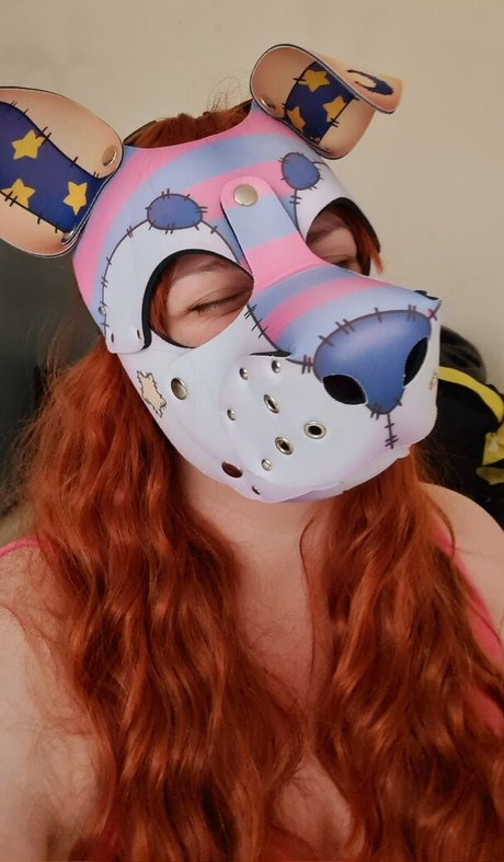 Ginger nut naked star image