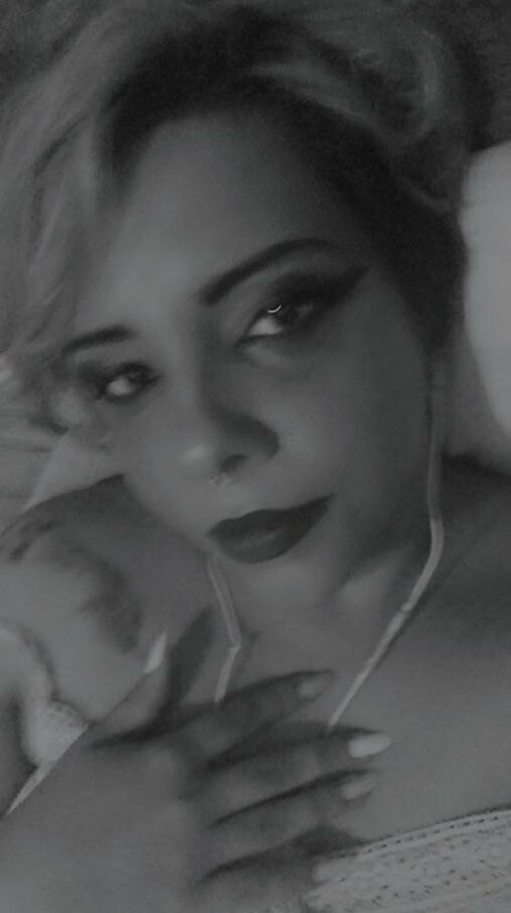 liliveil666 modelo imágenes