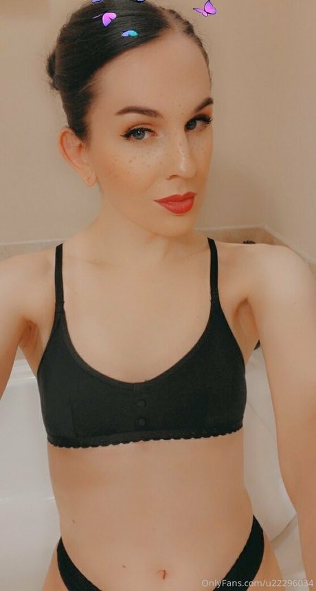 princesscherryfox Miniature