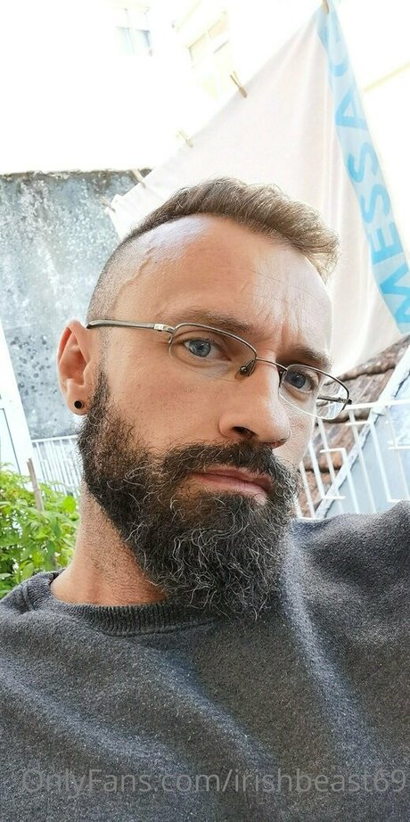 irishbeast69 modelo pornografico galerías