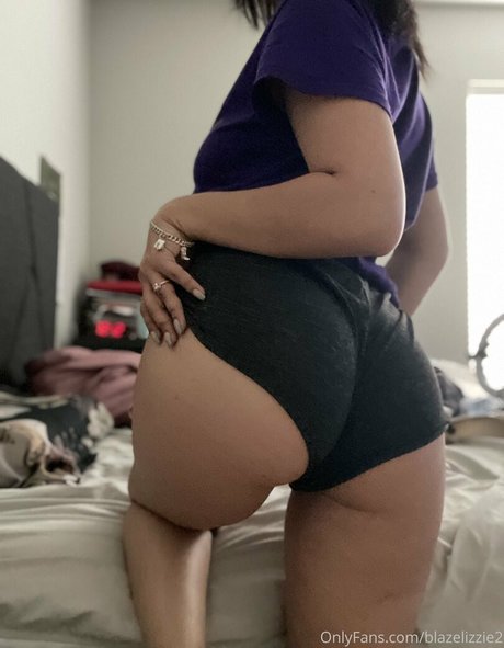 blazelizzie2 model adult pic