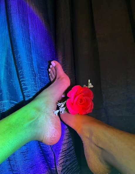 chocolatefeetbabe estrella desnuda galerías