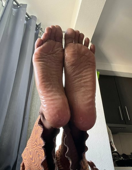 chocolatefeetbabe modèle exclusif collection